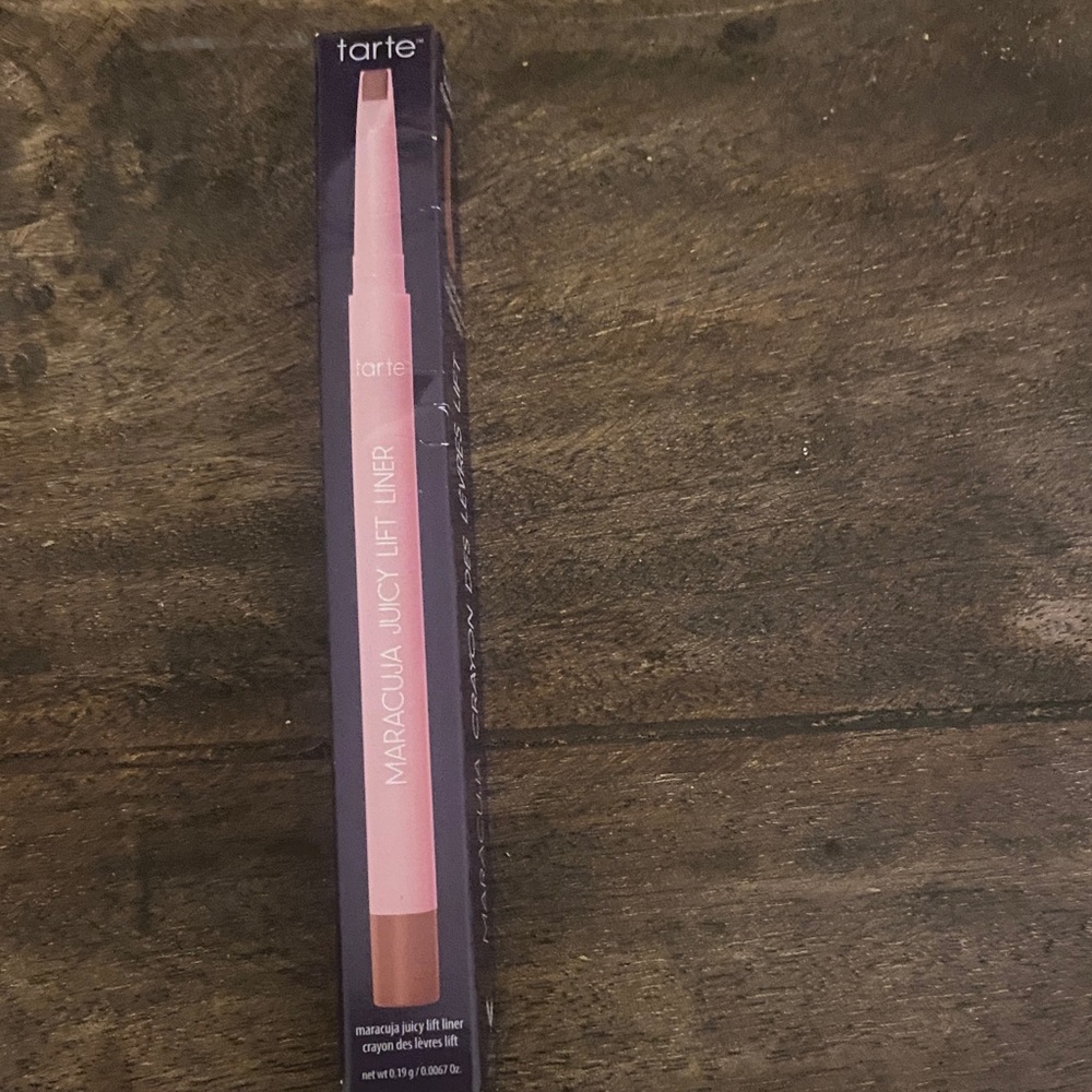 Tarte Maracuja Juicy Lip Liner in Soft Pink